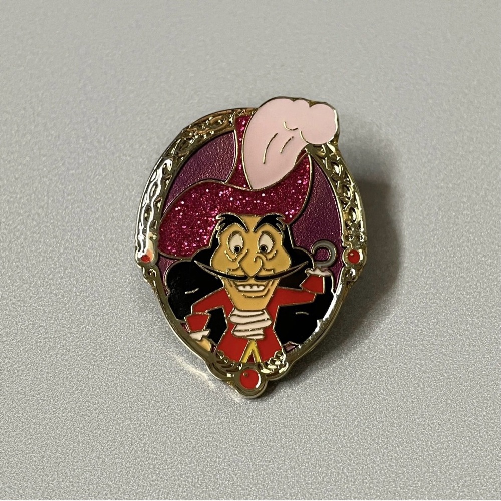 Tokyo Disney Sea Arabian Coast Prize Halloween Captain Hook Disney Pin 118789